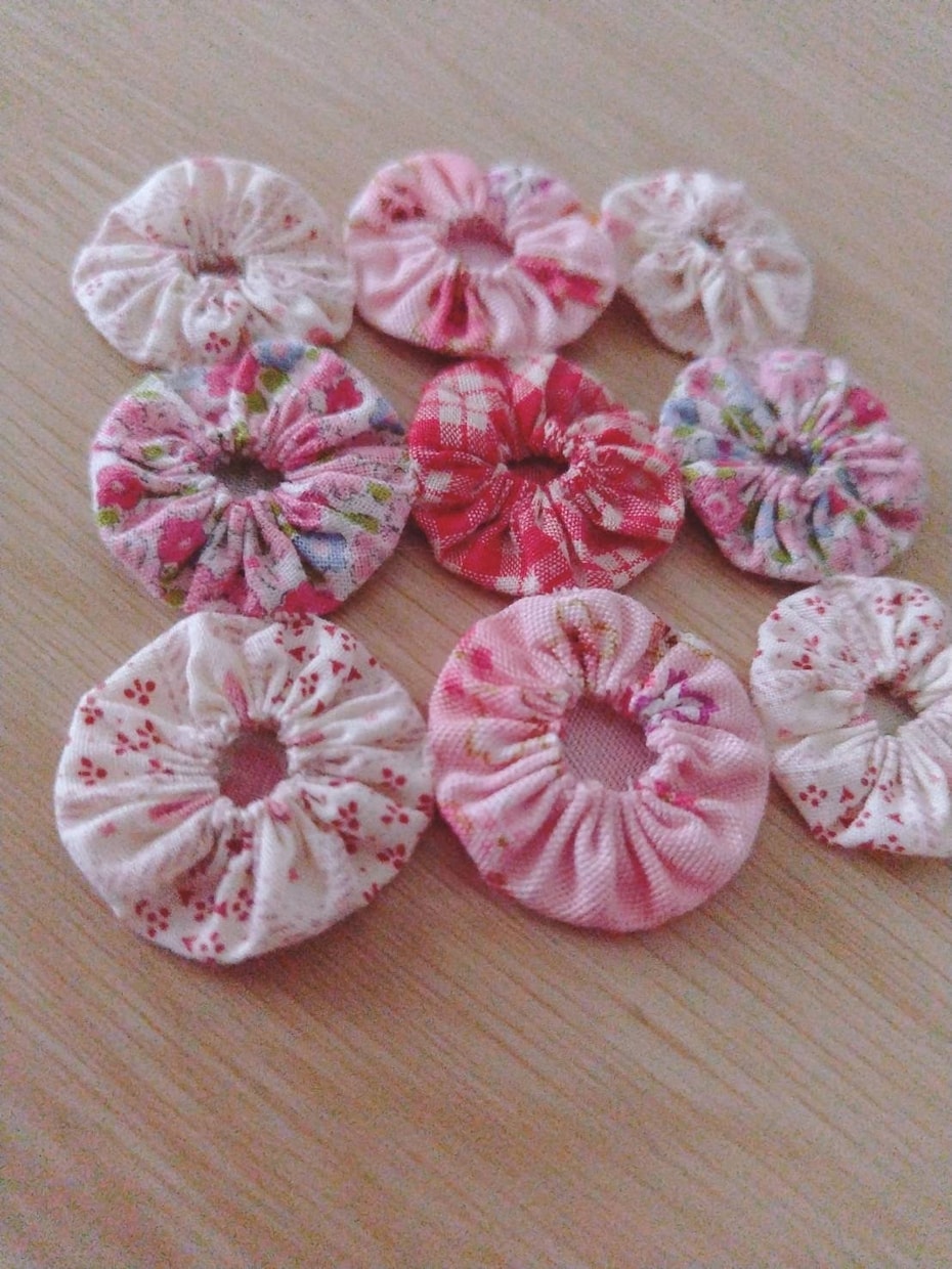 ヨーヨーキルトのドイリー作ります 花瓶の下に、インテリアの差し色に♪ イメージ2