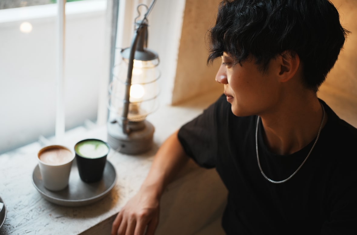 自然体で好印象なプロフィール写真を撮影します 自然体で清潔感のあるプロフィール写真を丁寧に撮影します。 イメージ3