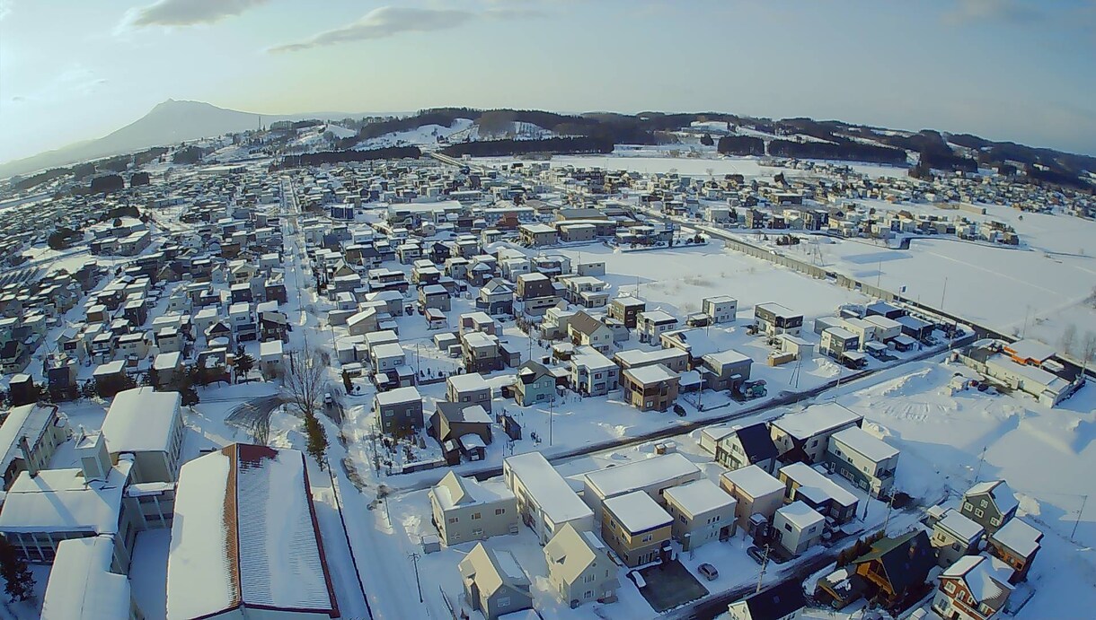 青森つがる地区限定でドローン撮影格安でいたします 自宅新築などの記念にドローン撮影いたします。 イメージ4