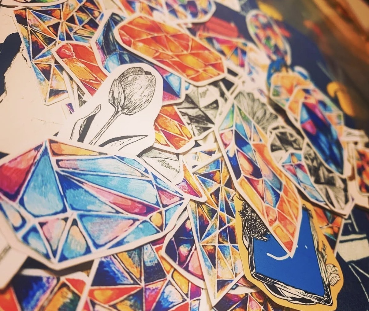 ボールペンで繊細でアンニュイなイラストを描きます どこか憂いのある美しい線。唯一無二の「手描き・アナログ感」 イメージ1