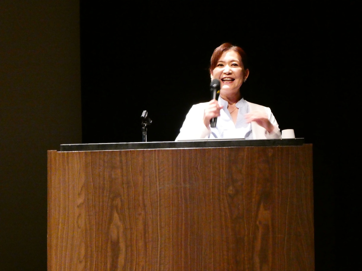 現役アナ・講師が心に響くスピーチ原稿を作ります 結婚式・式典・PTA挨拶等幅広く対応。話し方アドバイス付き イメージ3