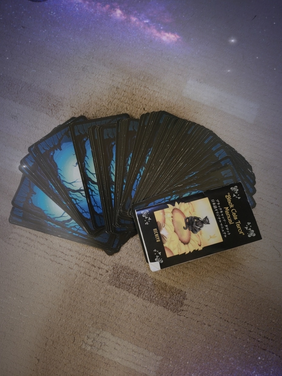 タロット占い+ペンデュラムを使いします ブラックキャットのタロット占いと、ペンデュラムの占いです。 イメージ2