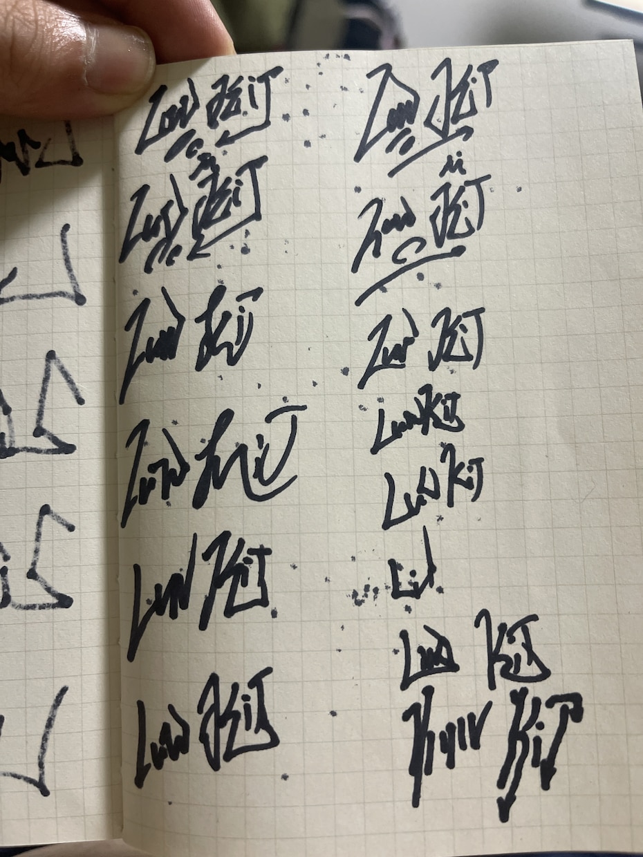 手描きGraffitiアートアパレル描きます 一点物！ツインマーカーキャラ・文字OK! イメージ4