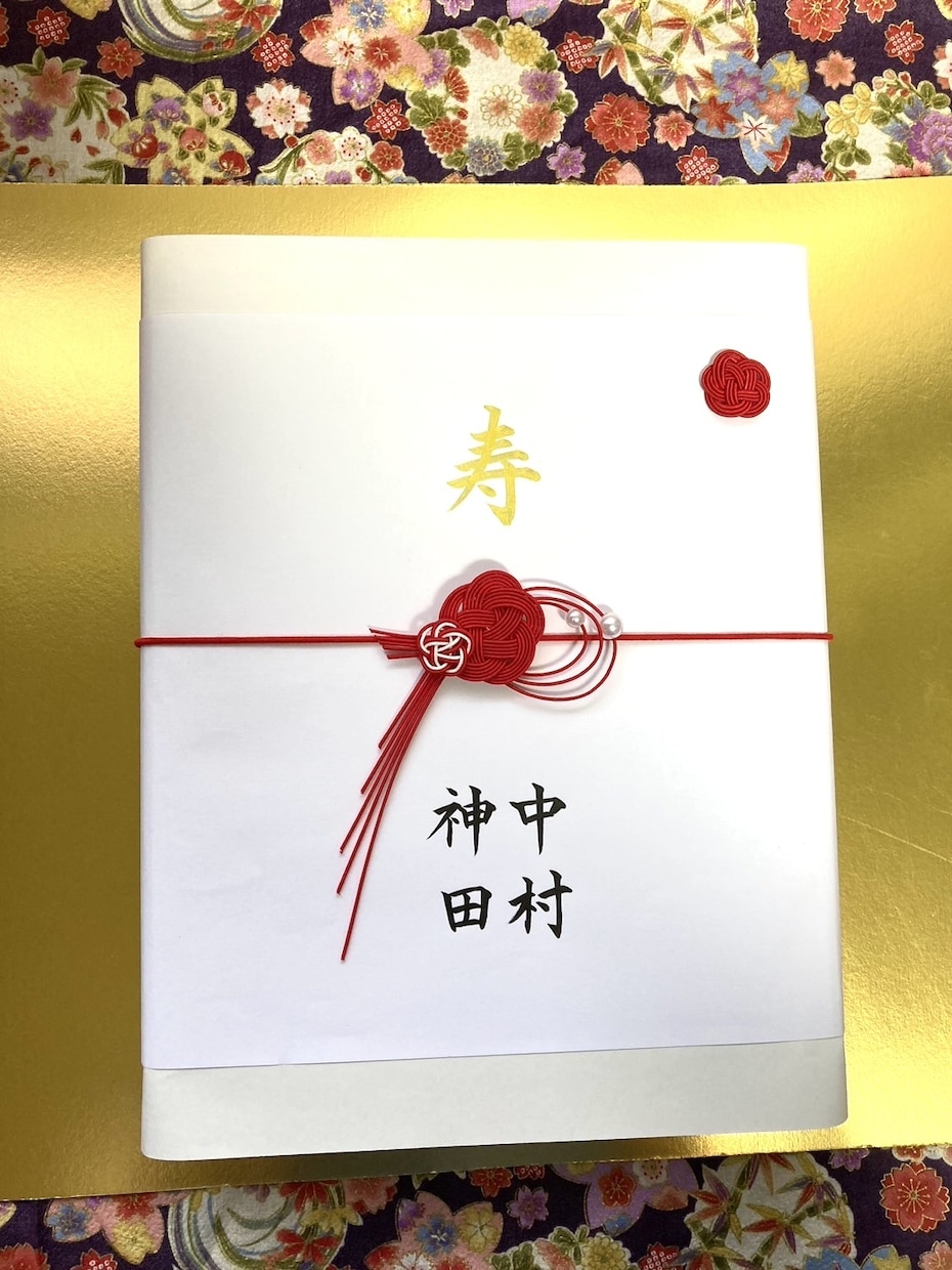 絹水引で、のし飾りを作成します 印刷では出せない華やかさ、上品さ。気持ちがより伝わります♡ イメージ2