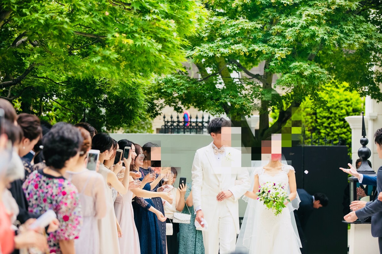 完全オリジナル結婚式ムービー作成します オープニング、プロフィール、両親にサプライズムービー作成。 イメージ1