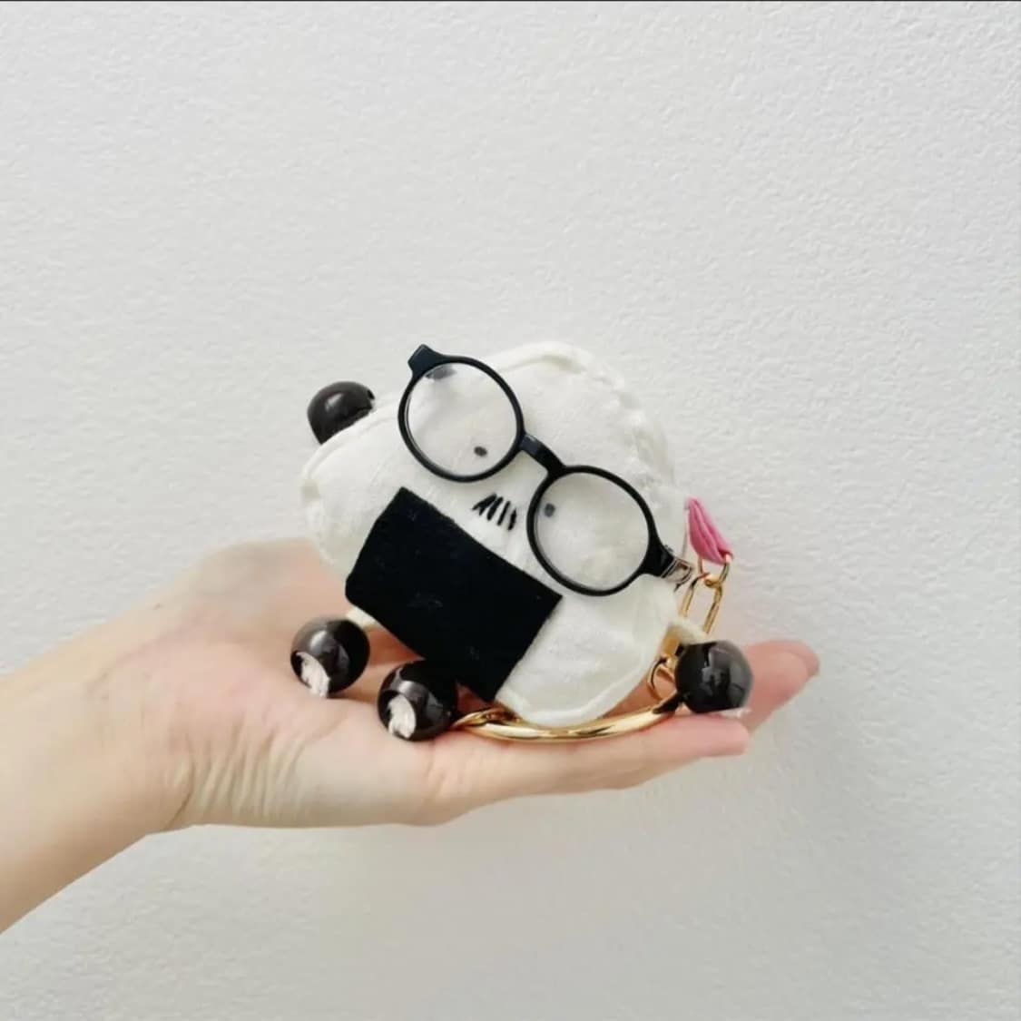 ゆるくて癒されるあなただけのぬいぐるみを作ります ぬいぐるみ作家としての経歴を活かし丁寧に対応します イメージ3