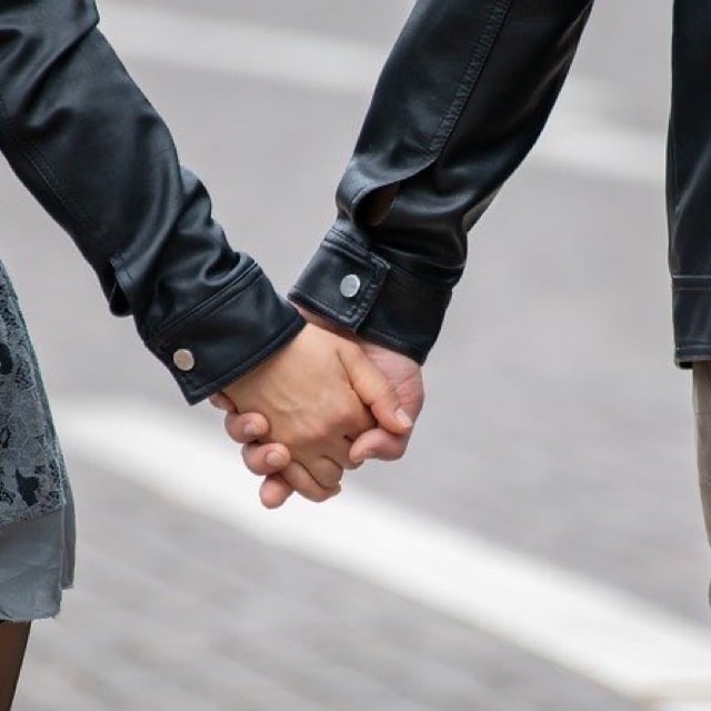 恋愛・結婚・人間関係・貴方のあの人とのご縁を視ます 宇宙のエネルギーに繋がってタロットリーディングを行います。 イメージ5