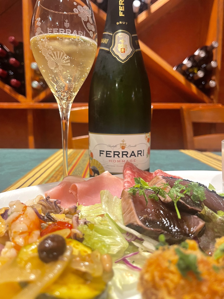飲食店様へメニュー1品に合うワイン2本提案します 現役ソムリエ目線で考えるペアリング イメージ1