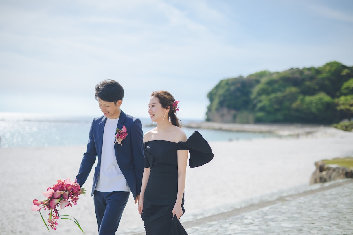 平日限定・ウェディングのロケ前撮りいたします ご希望のロケ地でお二人の空気感を大切にお写真を撮影いたします イメージ1