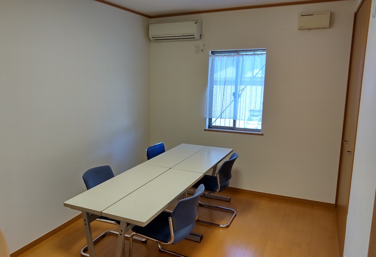 手間のかかる【シール貼り】【梱包】【検品】承ります 格安請負！！手間のかかる作業は、丸投げでいぃ～んです！！ イメージ2