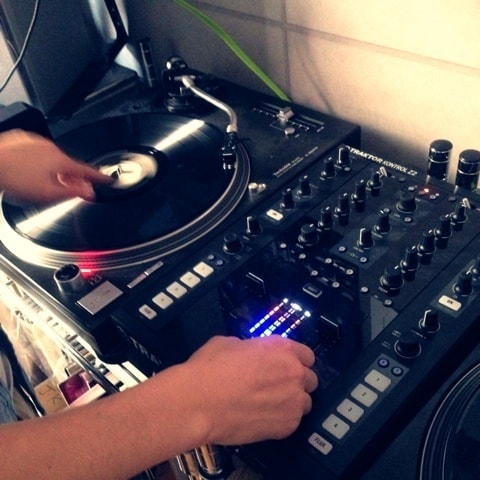 MixCD作ります あなたのお気に入りの曲でＤＪしてMixCD作ります。 イメージ2