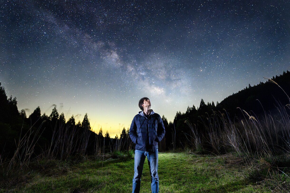 星空ウェディングの出張撮影をいたします 満点の星空と一緒に大切な記念日を写真に残します。 イメージ5