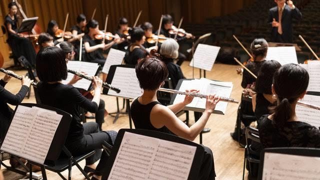 オーケストラの新曲を書き下ろします プロから学んだ作曲家が、オリジナルのオーケストラ曲を書きます イメージ1