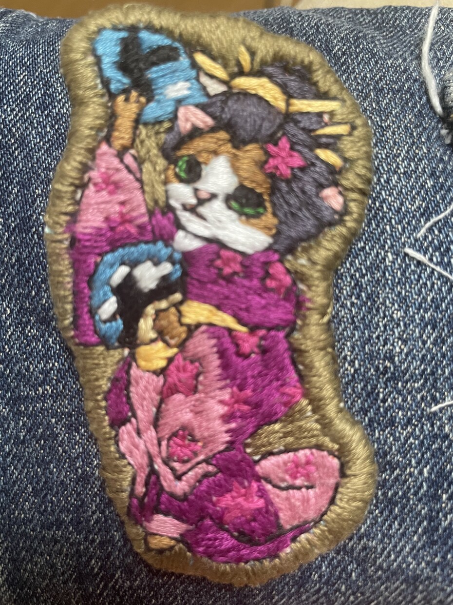 刺繍ハンドメイドなんでできます 子供の絵　アイドルの名前　刺繍ブローチ　なんでもおっけい イメージ7