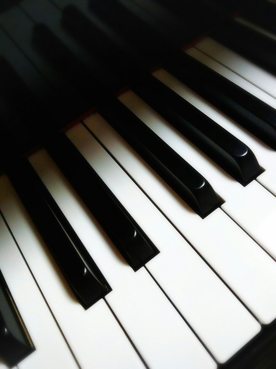 ピアノをコードを見て弾く方法を教えます 好きな曲に伴奏をつけたい人いかがですか？ イメージ1