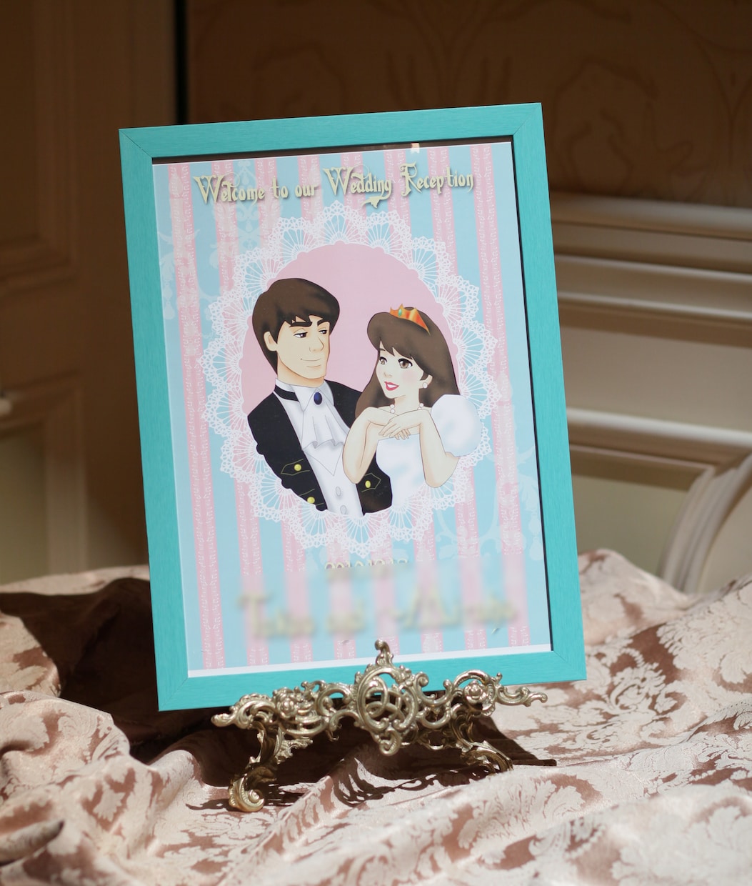 プリンセス風ウェルカムボード【フレーム付】描きます 印刷済完成品・額装無料・似顔絵・ペット、お子様1人まで無料 イメージ2