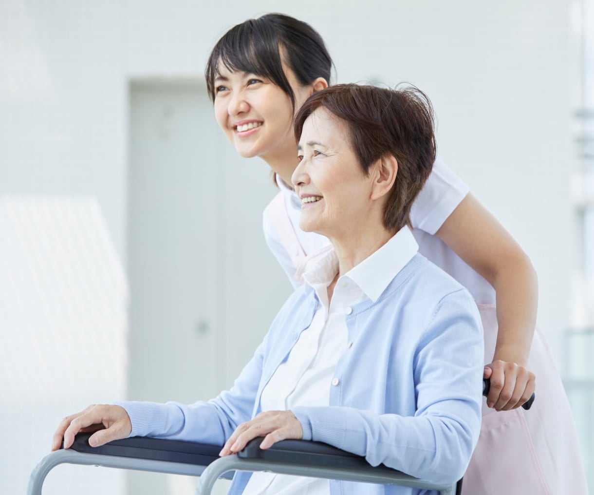 家族の介護で辛い気持ちやモヤモヤお聞きします 家族介護｜仕事との両立｜介護疲れ｜将来の不安｜ストレス イメージ6