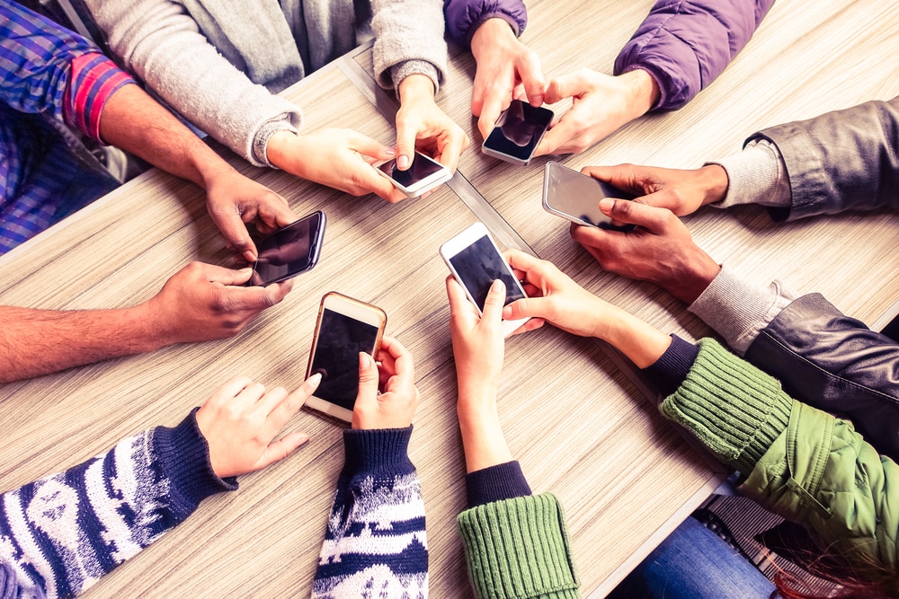あなたにおすすめのスマートフォン3つ選びます 携帯ショップの待ち時間にウンザリしている方へ！！ イメージ1