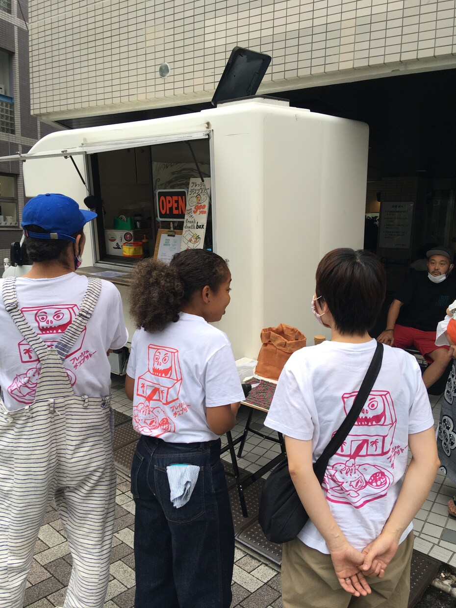 お店のロゴやチラシ、フライヤーを作成します シンプルで遊び心のあるロゴやグッズを作成します。 イメージ8