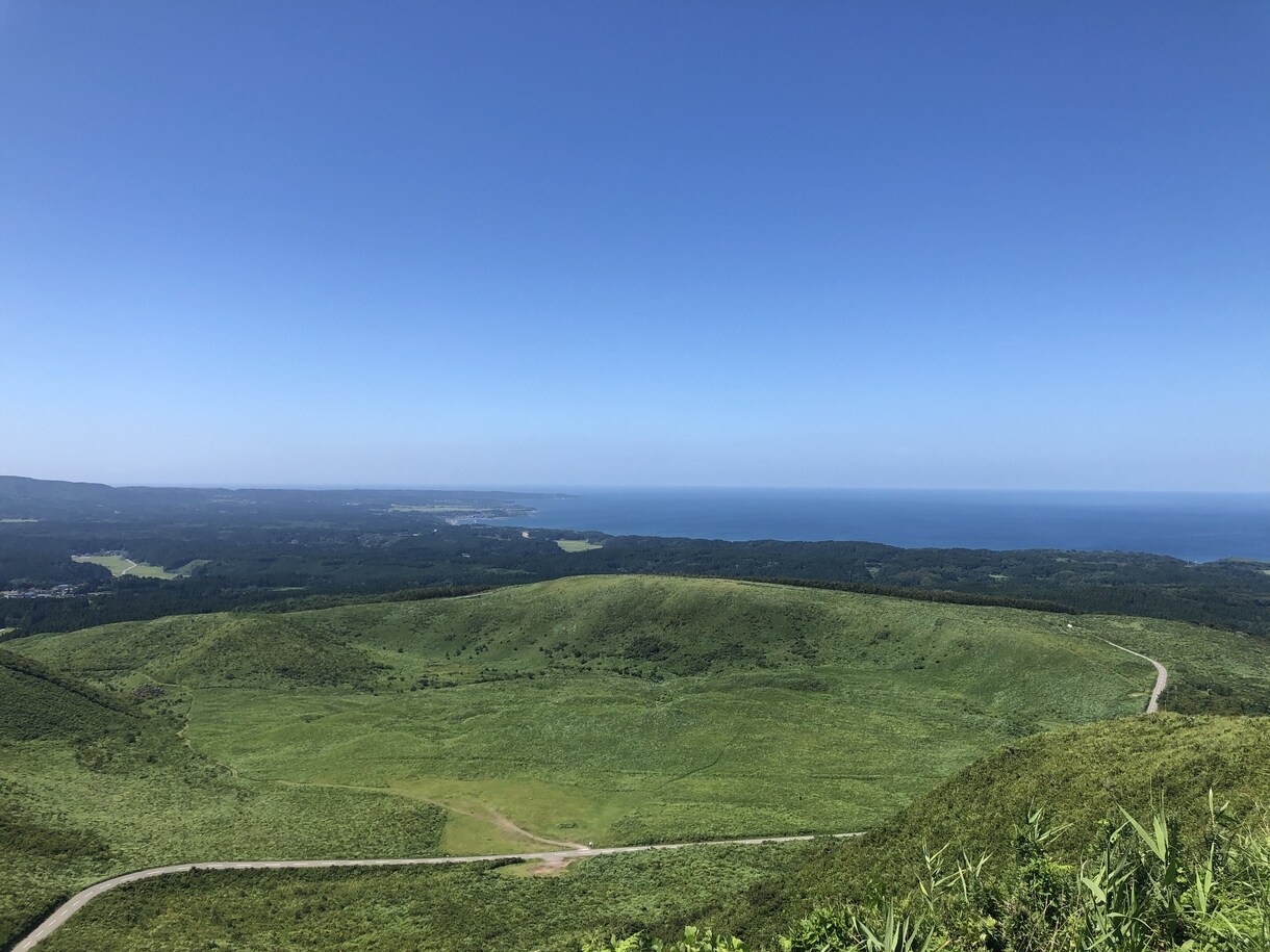 初めてのタロット占いします タロット占いの導入編です！興味を持って頂けると幸いです。 イメージ2
