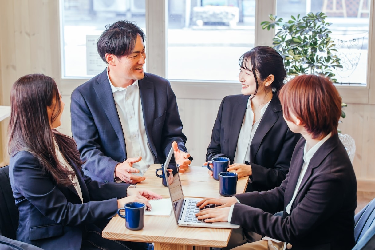 ケース面接突破への徹底的なサポートをします 面接官の視点込みの実践的なケース対策です イメージ1