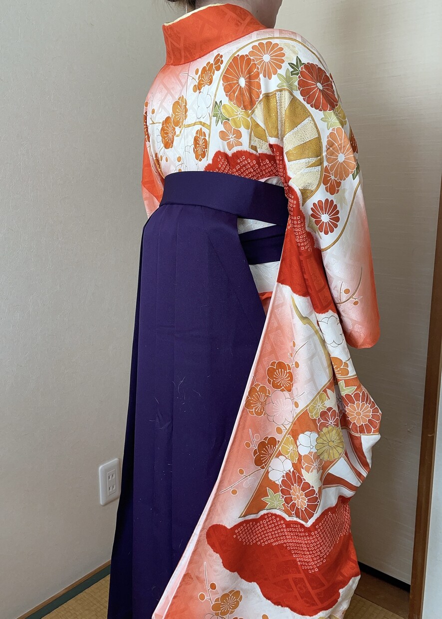 袴の着付け5,500円（税込）で承ります 卒園式、卒業式は袴で！お子様から大人まで承ります イメージ2