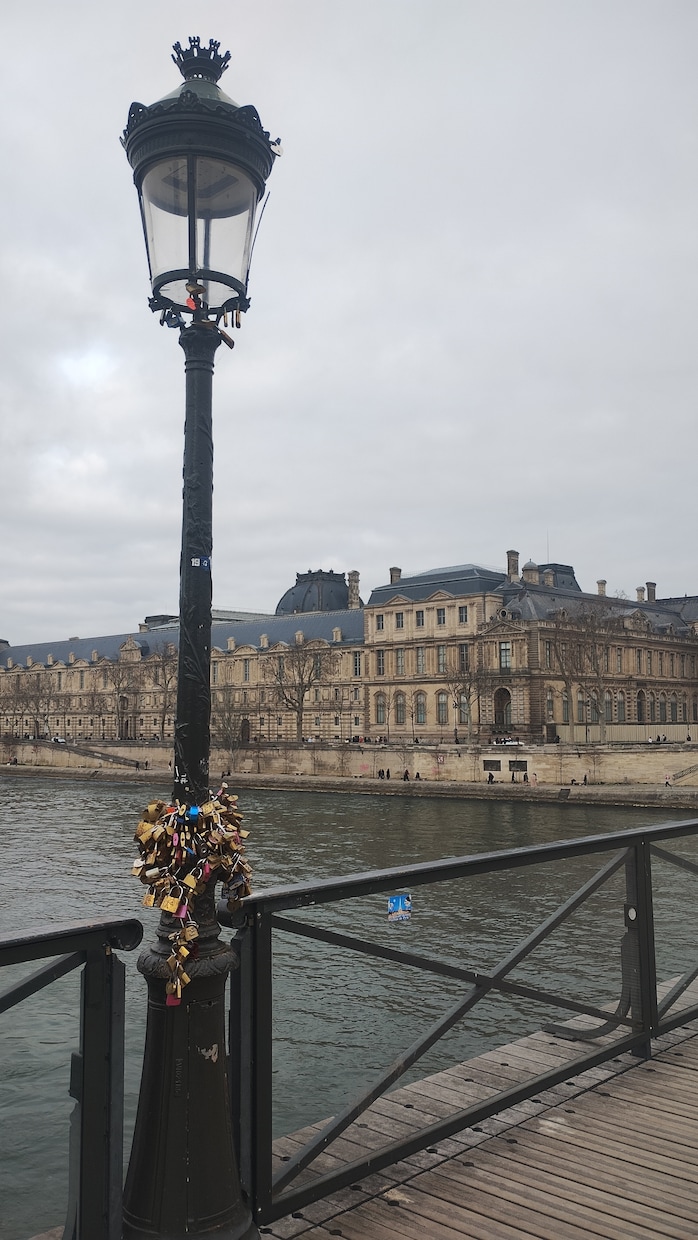 パリ生活・フランス語学習について相談にのります パリ滞在経験での節約方法、フランス語学習についてお話します。 イメージ8