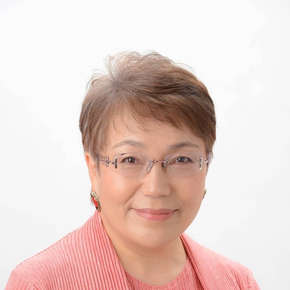 心理療法士が占いカードを通し迷いや不安を手放します 心理療法士の幸せ占いカウンセラー　さとう まみよ イメージ1