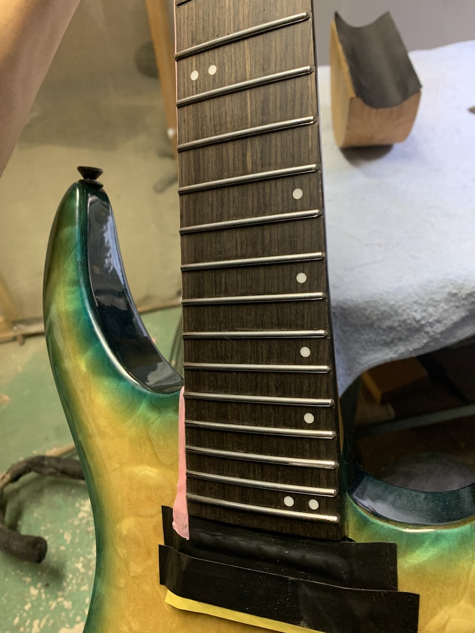 フレット交換承ります ステンレス可、フレットエッジ丸くがこの料金！ イメージ1