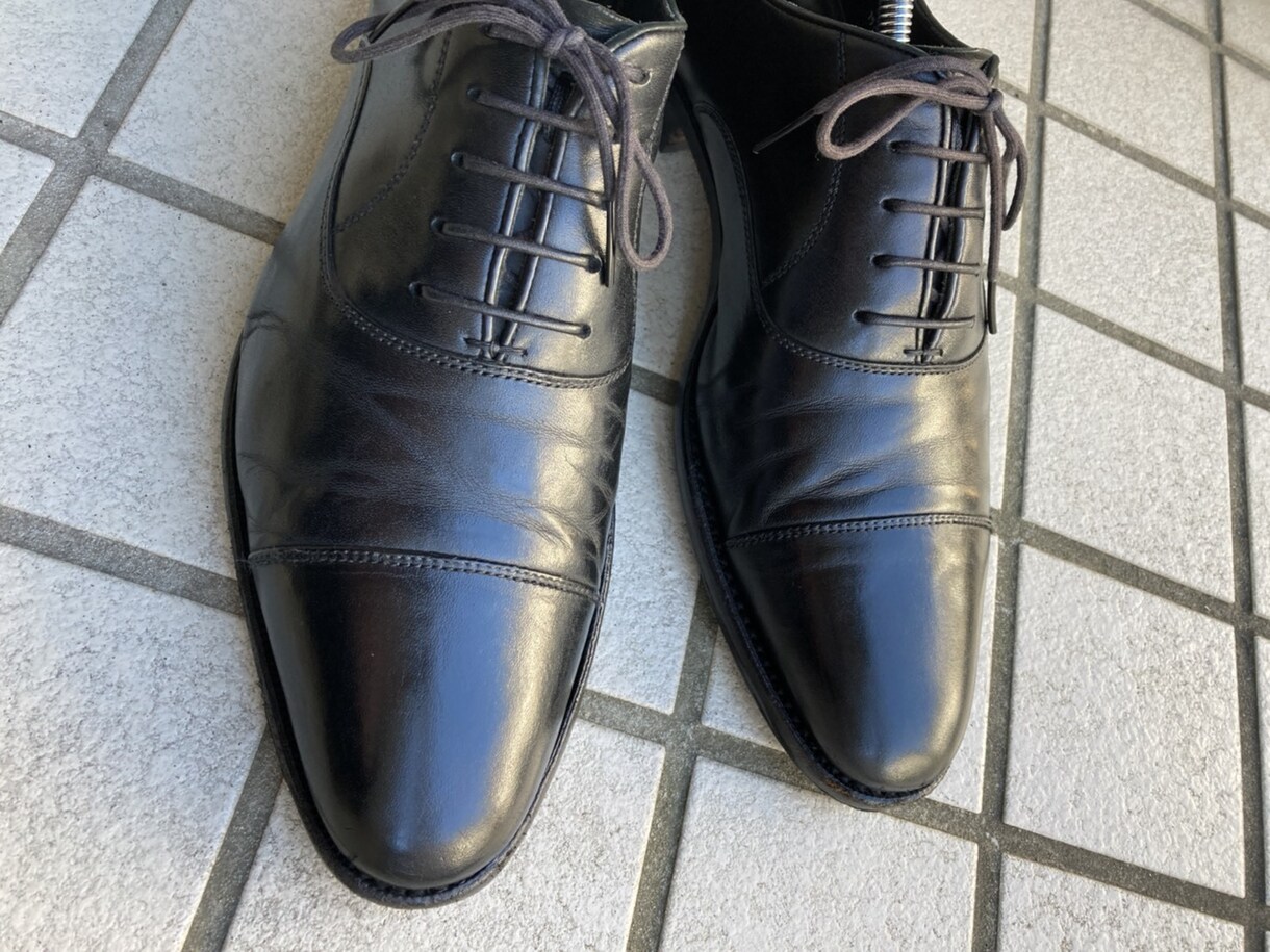 レザーお手入れ初心者にお手入れ方法を教えます 靴磨き、お財布のお手入れがイマイチ分からない…説明致します。 イメージ1