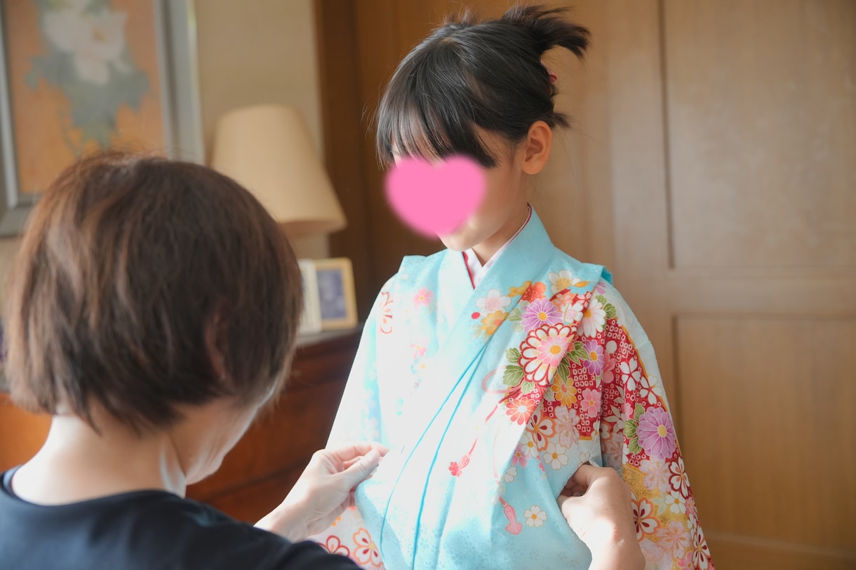 七五三・入園卒園◎家族支度 出張ヘアメイク着付ます 家族の“特別な日”を、自宅でラクに華やかに。 イメージ1