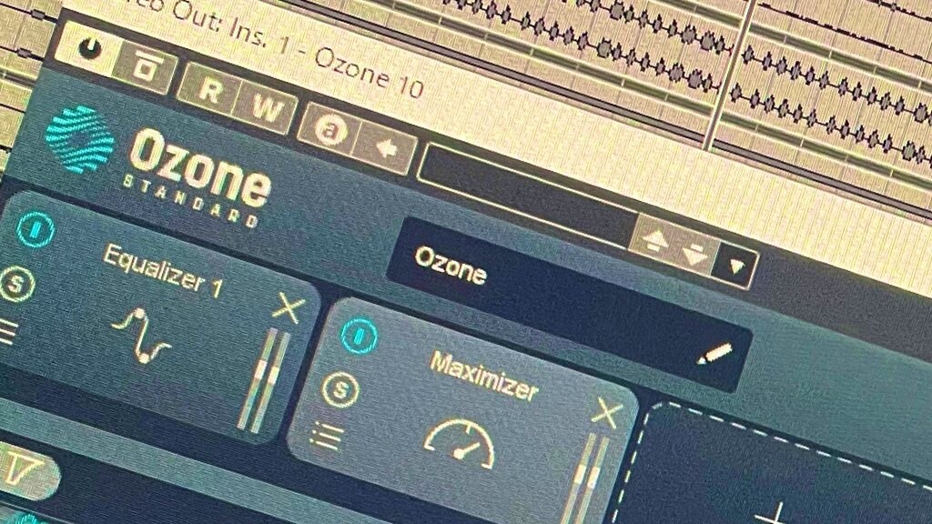 プロがオリジナル楽曲のMixを行います 歌ってみたやボカロなど幅広いジャンルを受け付けております。 イメージ4