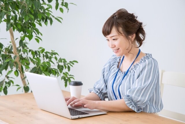 美容・コスメについての記事を執筆します ダイエットから流行のコスメまで美容に関する記事を執筆します！ イメージ1
