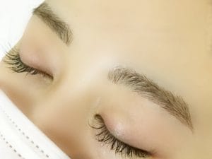 あなたに合った眉毛の形提案します 眉毛でお悩みの方、毎日眉毛の形が違うあなたへ イメージ1