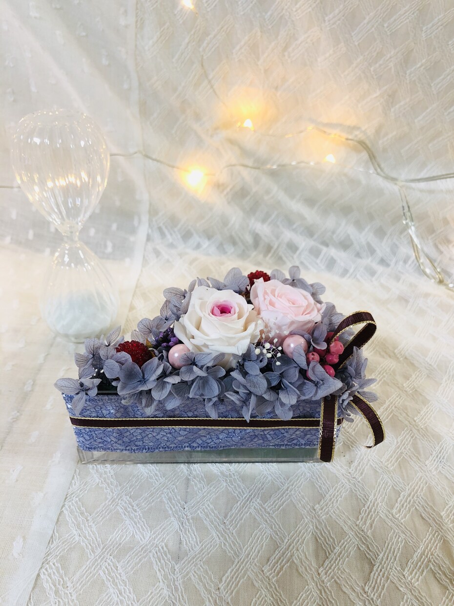プリザーブドフラワーアレンジメントを作ってます お花のケーキRose✲ショートケーキと同じサイズです✲ イメージ3