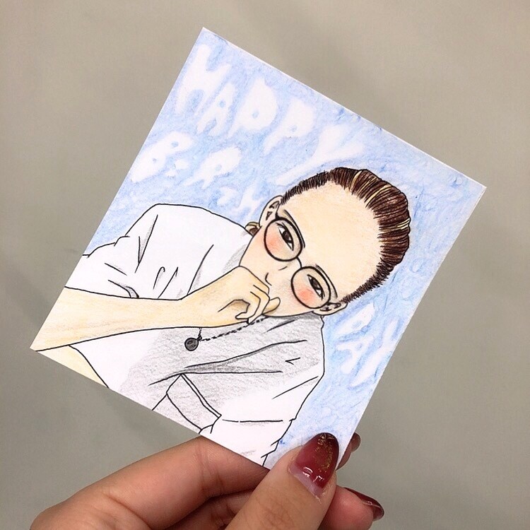 可愛いバースデーカード書きます 贈り物に、そっくり＜雰囲気な似顔絵付きのバースデーカードを！ イメージ8