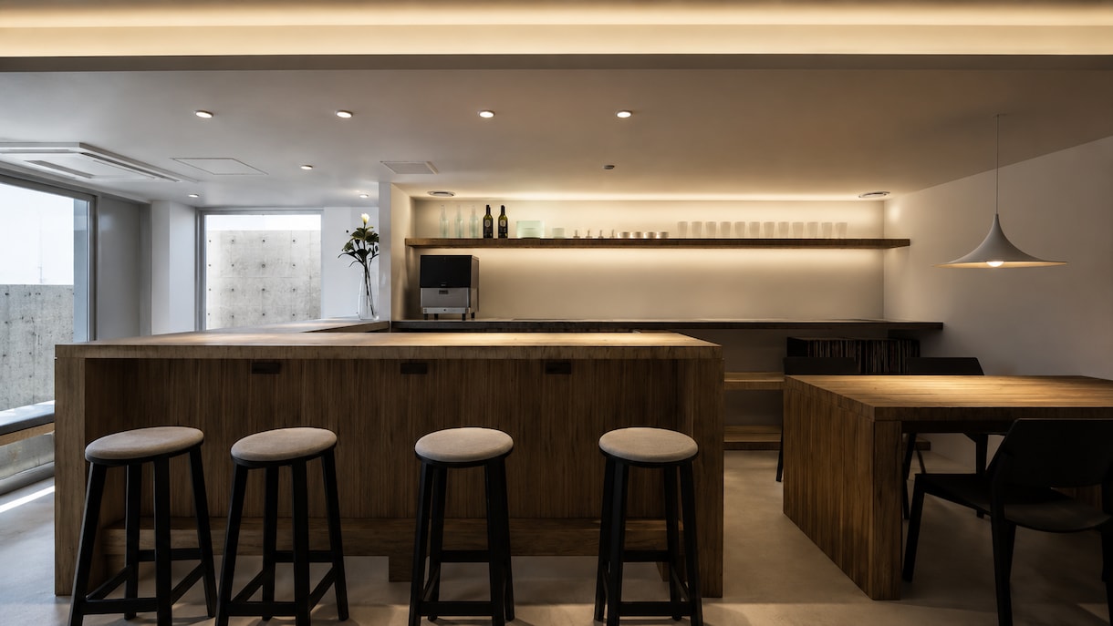 賑わいがカフェの空気感をつくる店舗を提案します 居心地の良く、来たくなるようなデザインを提案します イメージ8