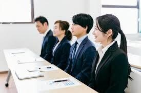 最短納品❗️忙しい学生の皆様のES作成を代行します 【当日依頼もOK】志望動機・自己PR・ガクチカ等、幅広く対応 イメージ3